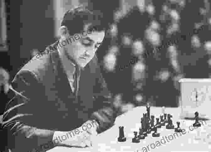 Grandmaster Leonid Stein Playing Chess Soviet Chess School: Play Basic Chess Like International Grandmaster Leonid Stein